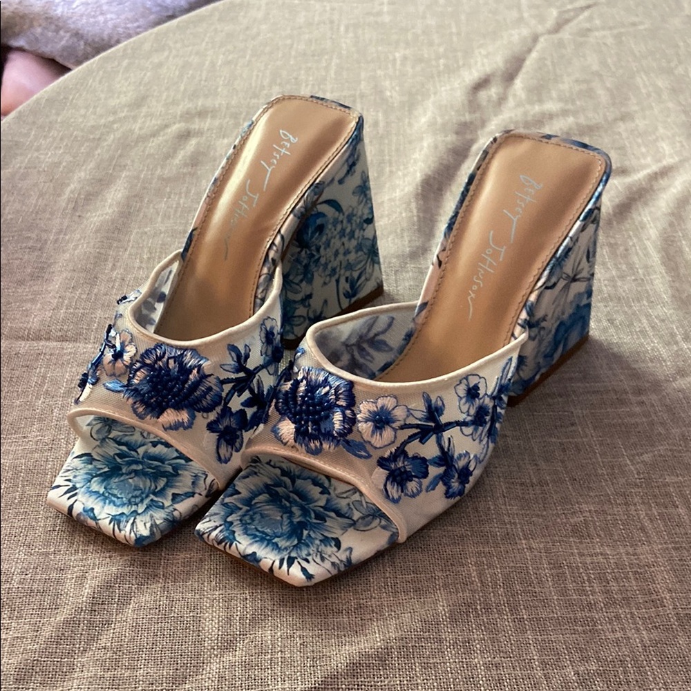 Betsey Johnson Blue and White Floral Mules
